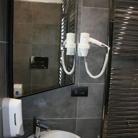 La Dimora Dei Sogni Alojamento de Acomodação e Pequeno-almoço 4*