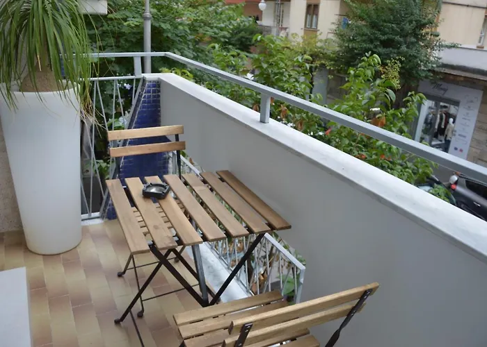 La Dimora Dei Sogni Bed & Breakfast 4*